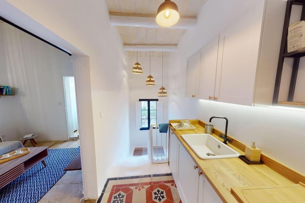 Narrow Street Suite Victoria Εξωτερικό φωτογραφία